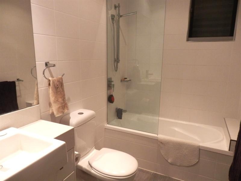 6/435 Esplanade, Manly QLD 4179