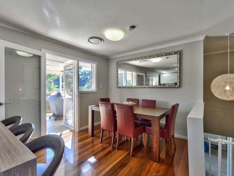 27 Rosedene Street, Manly West QLD 4179