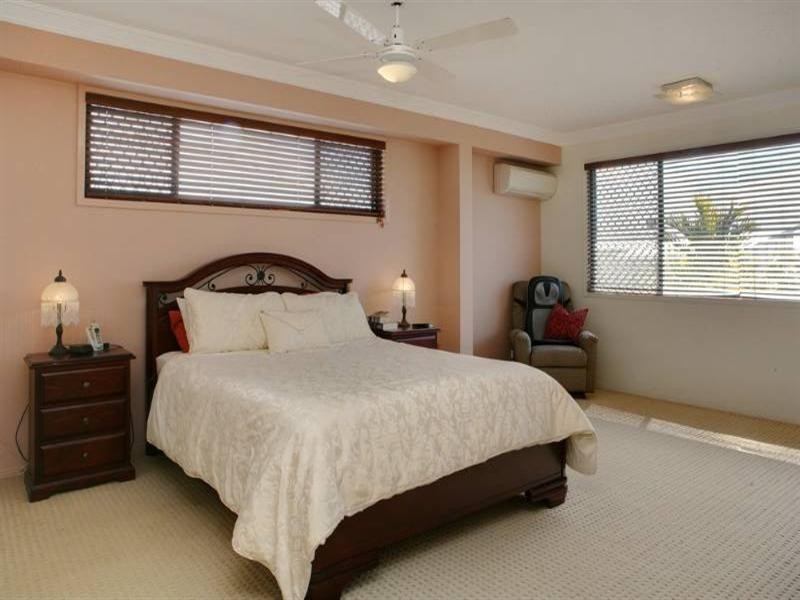 51 Hannah Circuit, Manly West QLD 4179