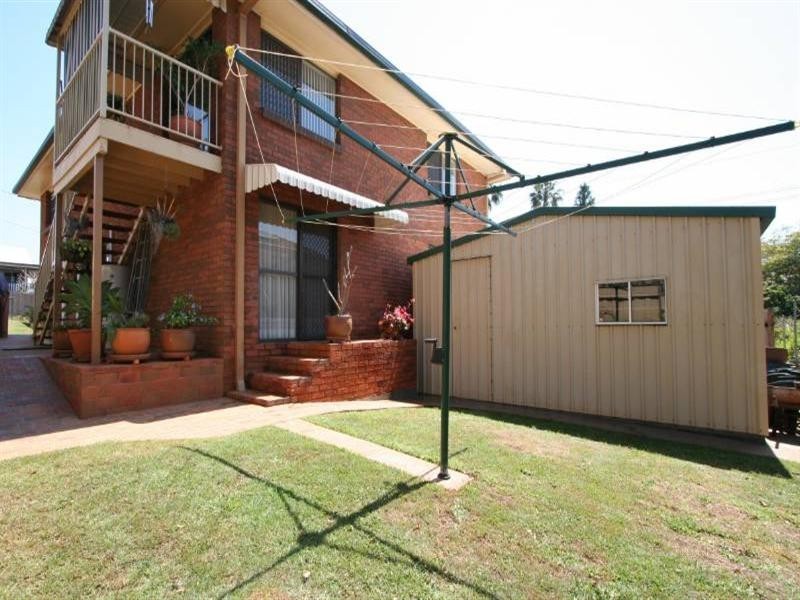 2 Lenora Street, Manly West QLD 4179