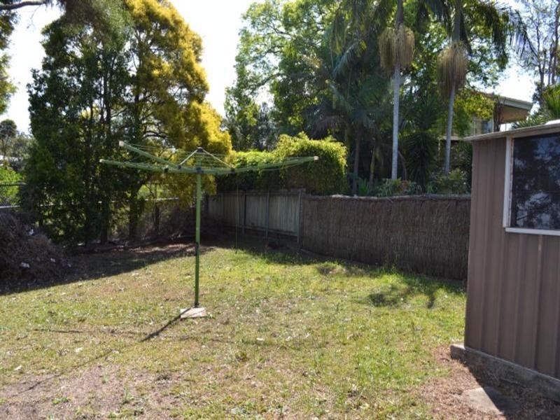 39 Oakley Street, Manly QLD 4179