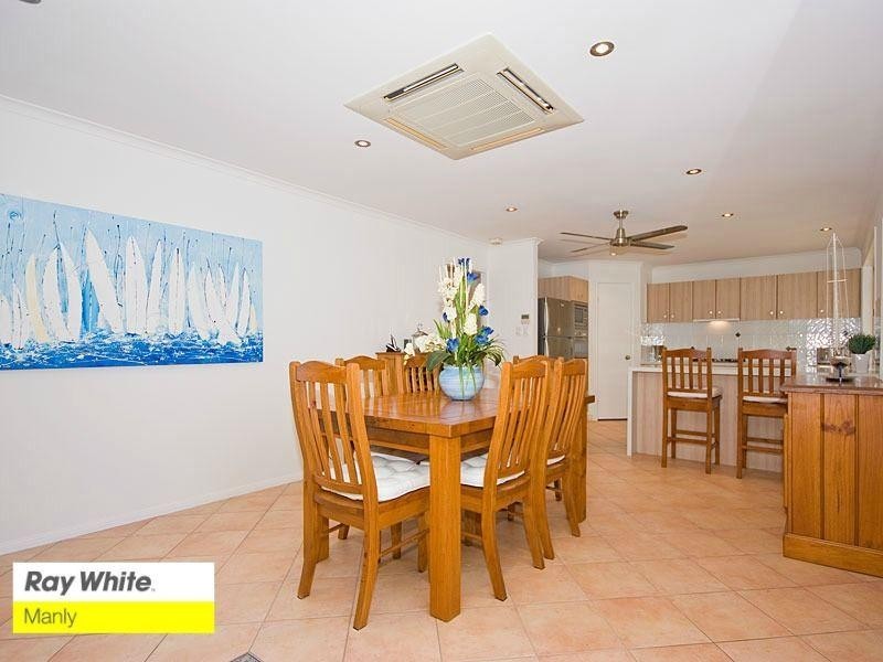 61 Gordon Parade, Manly QLD 4179
