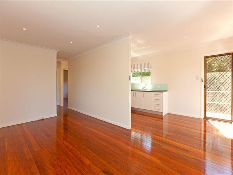 30 Jayben Street, Wynnum West QLD 4178