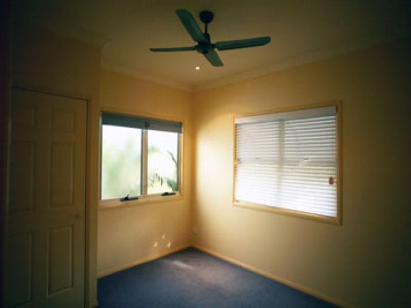 35 Orallo Street, Lota QLD 4179