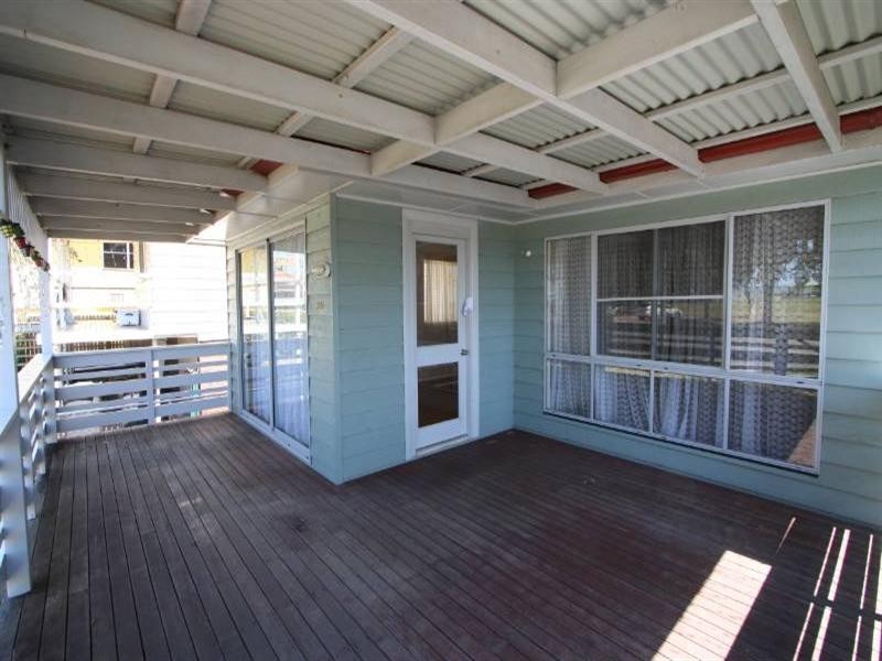 305 Upper Esplanade, Manly QLD 4179