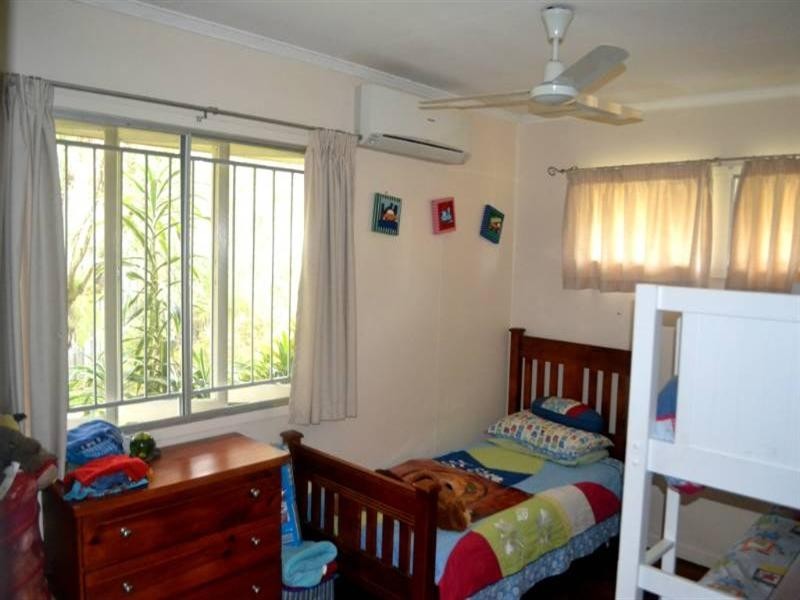 81 Roseneath Parade, Wynnum West QLD 4178