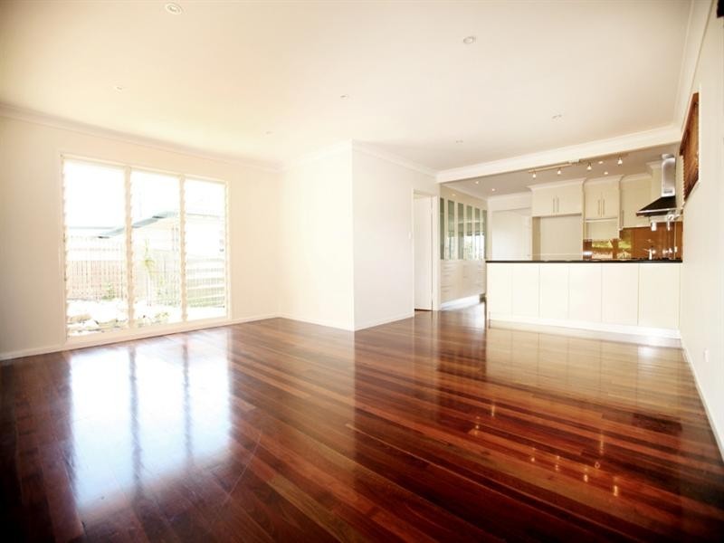 39 Hannam Street, Wynnum QLD 4178