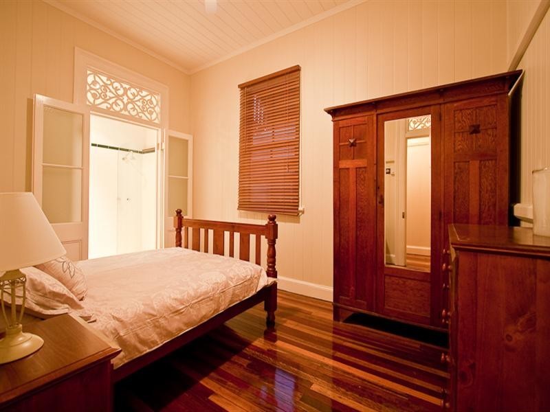 47 Yamboyna Street, Manly QLD 4179