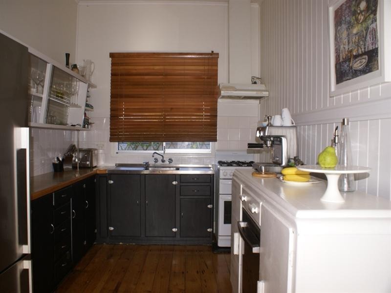 26 Coolana Street, Lota QLD 4179