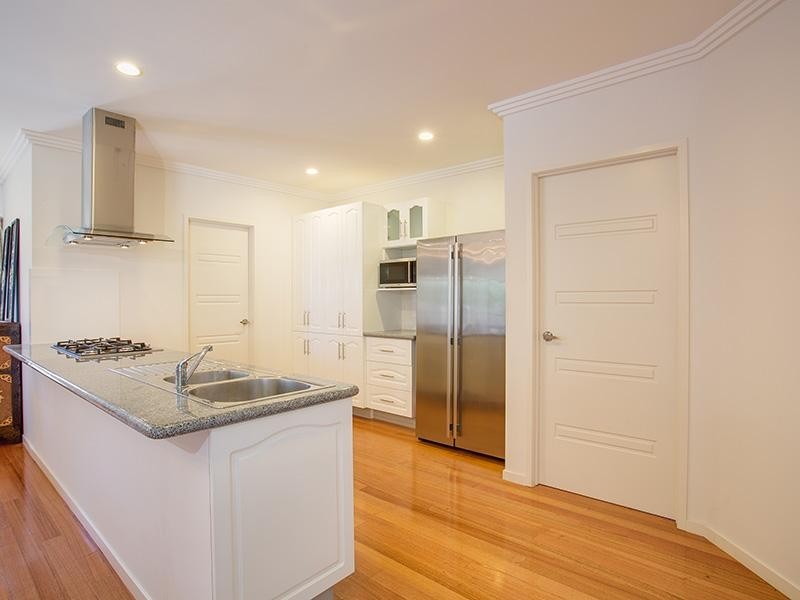 32 Alkoomie Street, Wynnum QLD 4178