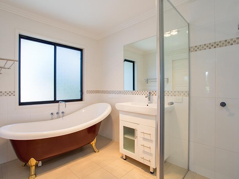 32 Alkoomie Street, Wynnum QLD 4178