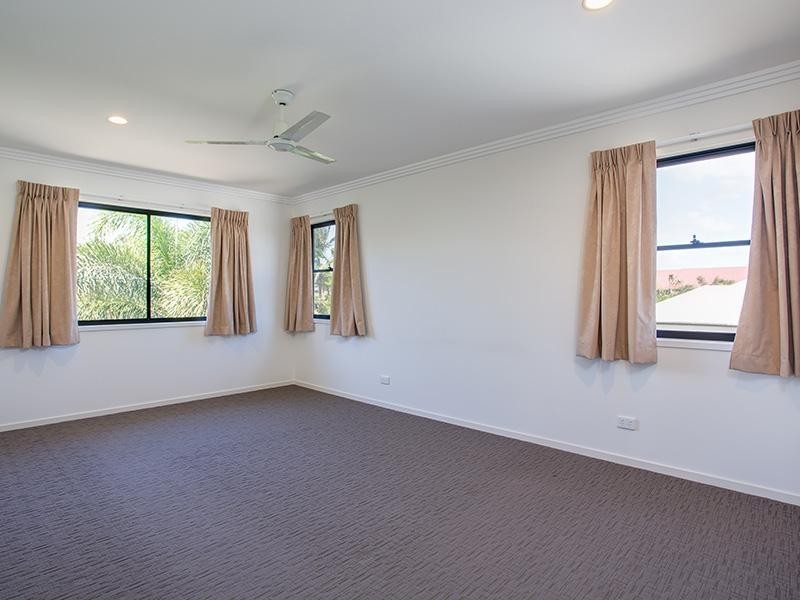 32 Alkoomie Street, Wynnum QLD 4178