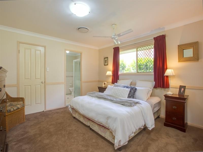 121 Talwong Street, Manly West QLD 4179