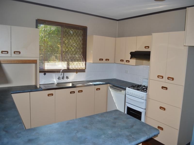 16b Herbert Street, Lota QLD 4179