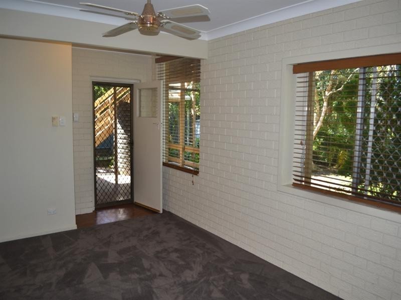 16b Herbert Street, Lota QLD 4179