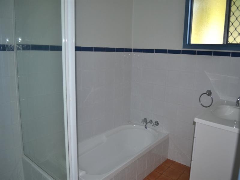 16b Herbert Street, Lota QLD 4179