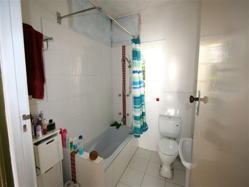 34 Whites Road, Manly West QLD 4179