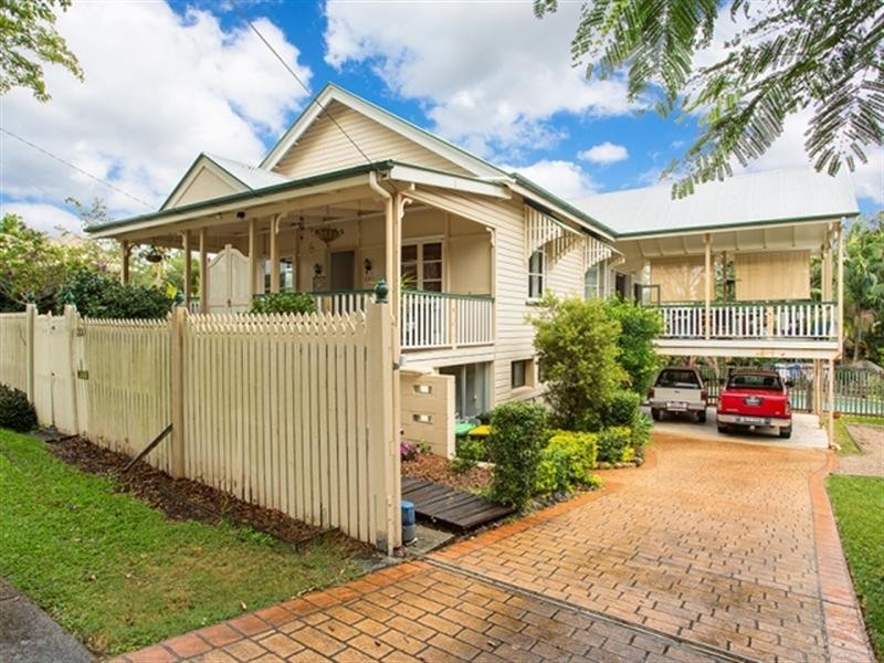 237 Ernest Street, Lota QLD 4179