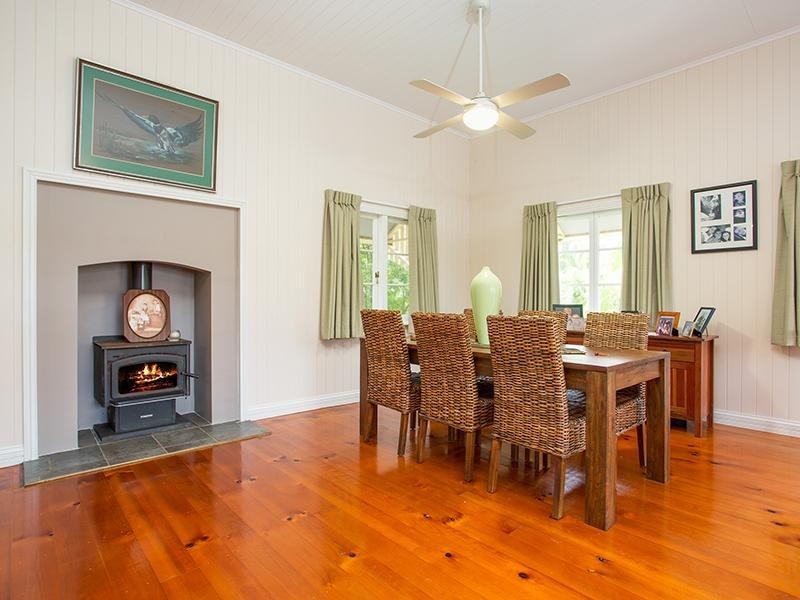 237 Ernest Street, Lota QLD 4179