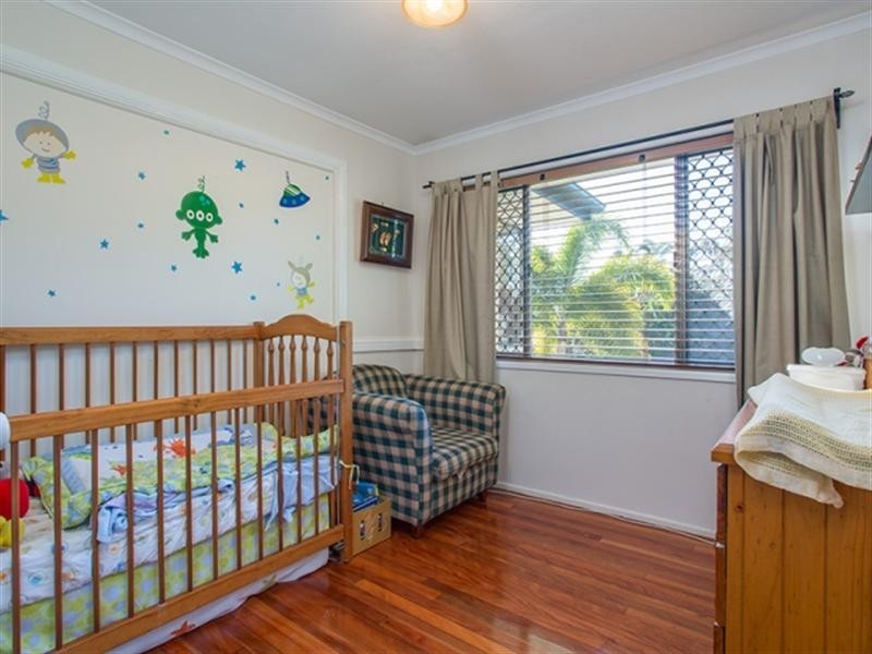 37 Cranston Street, Wynnum West QLD 4178