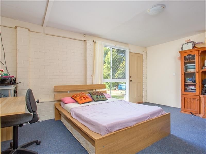 37 Cranston Street, Wynnum West QLD 4178