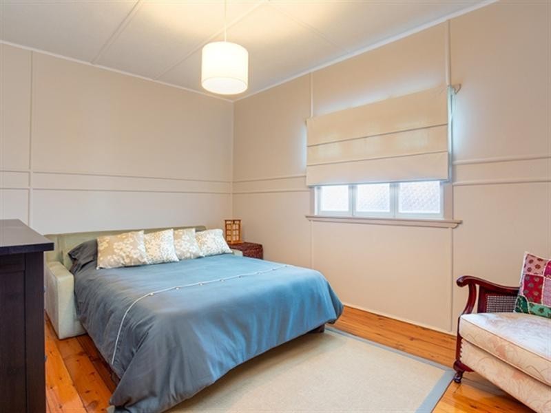 15 Shepherd Street, Wynnum QLD 4178