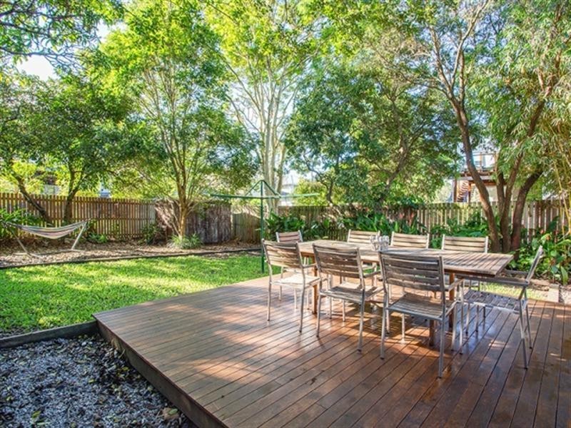 15 Shepherd Street, Wynnum QLD 4178