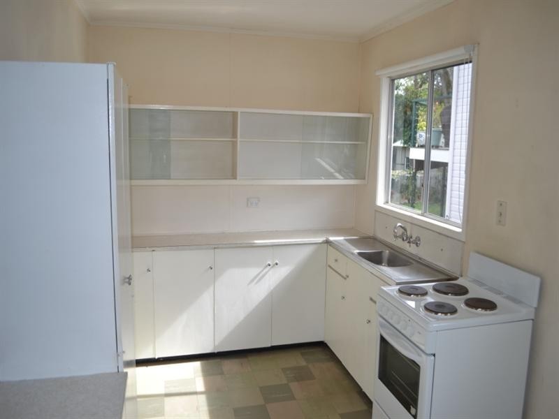 41 Macdonald Street, Lota QLD 4179