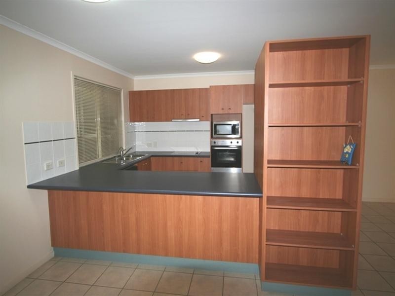 25 Zahner Street, Manly West QLD 4179