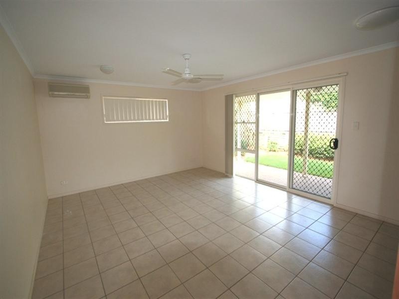 25 Zahner Street, Manly West QLD 4179