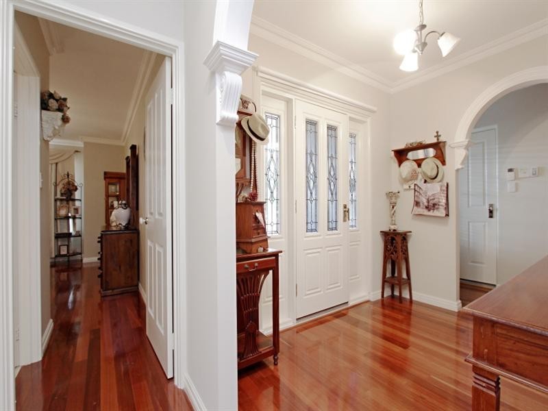 10 Dawnview Rise, Ellenbrook WA 6069