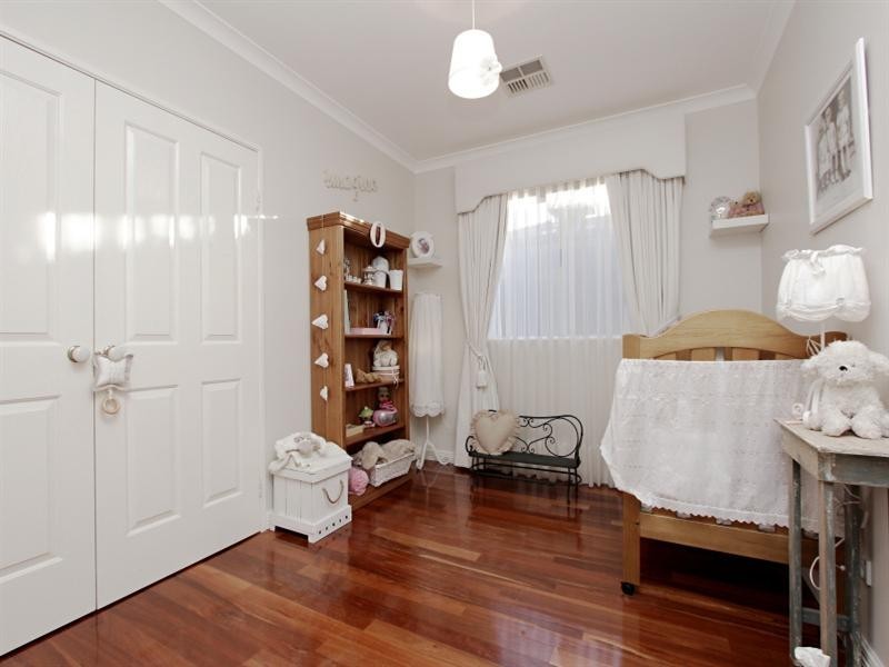 10 Dawnview Rise, Ellenbrook WA 6069