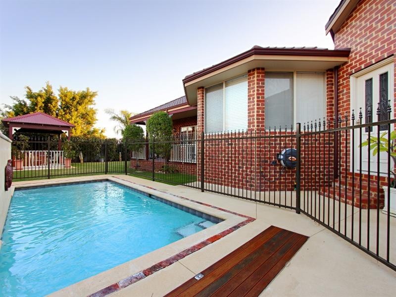 10 Dawnview Rise, Ellenbrook WA 6069