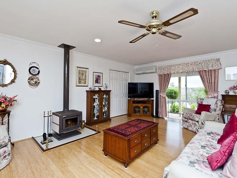 135 Clarkson Road, Bullsbrook WA 6084