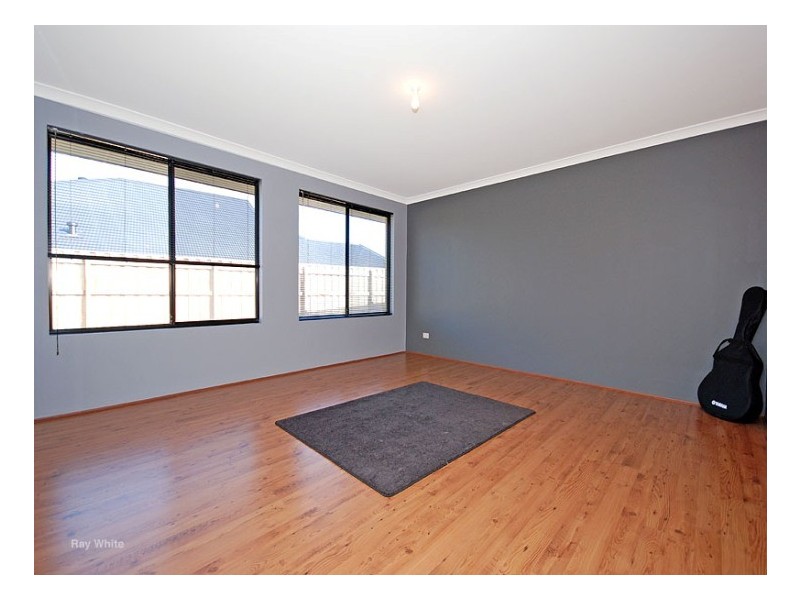 62 Birkett Circle, Ellenbrook WA 6069