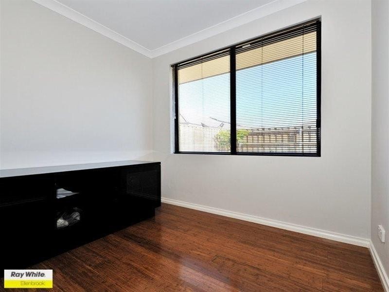 5 Tregaron Link, Ellenbrook WA 6069