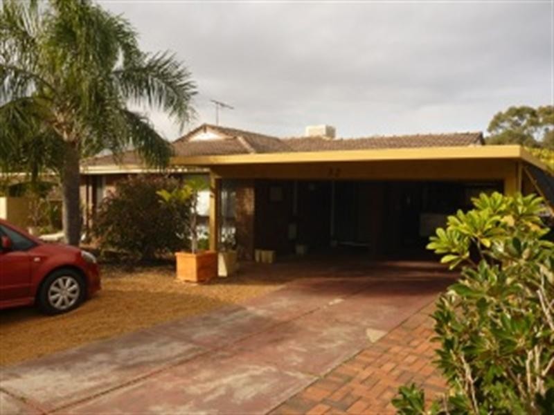 32 Ellesmere Road, Swan View WA 6056
