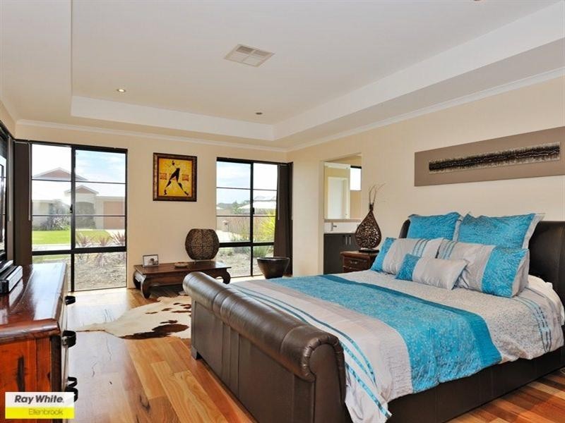5 Banchory Way, The Vines WA 6069