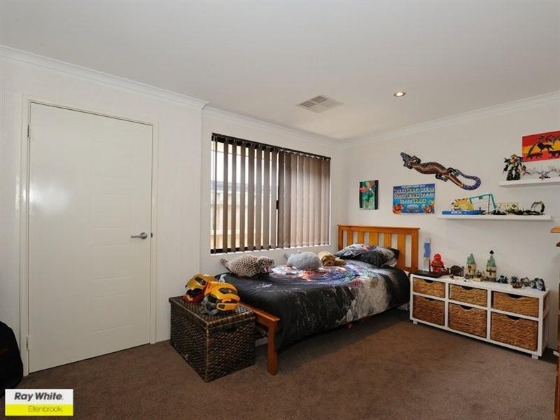 5 Banchory Way, The Vines WA 6069