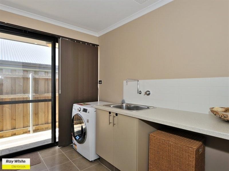 5 Banchory Way, The Vines WA 6069