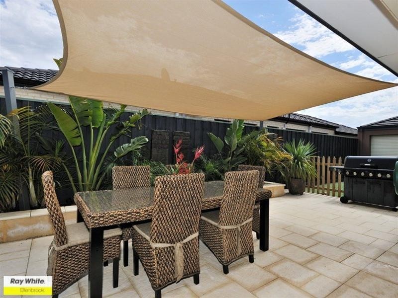 5 Banchory Way, The Vines WA 6069