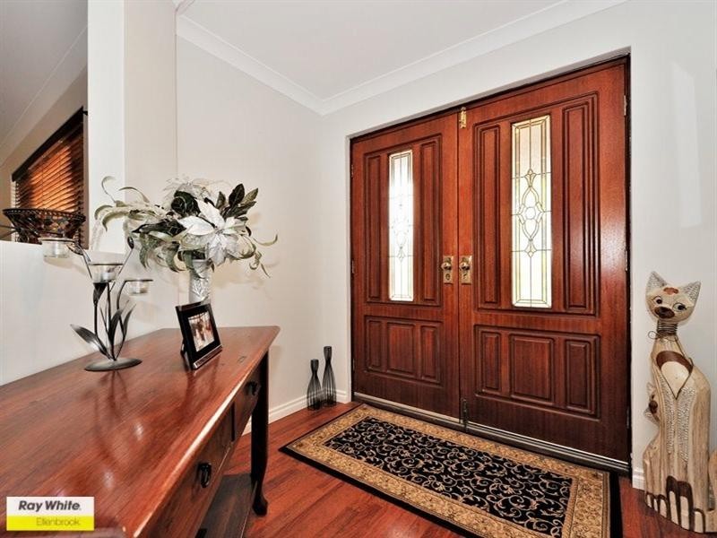 7 Wattlebird Crescent, Ellenbrook WA 6069