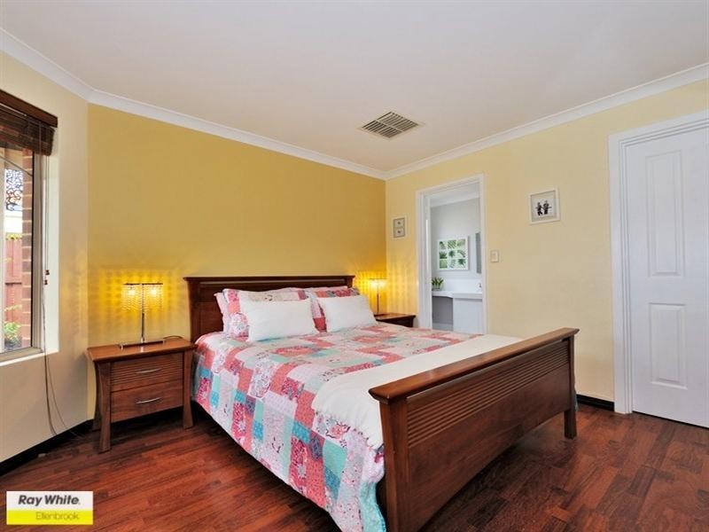 7 Wattlebird Crescent, Ellenbrook WA 6069