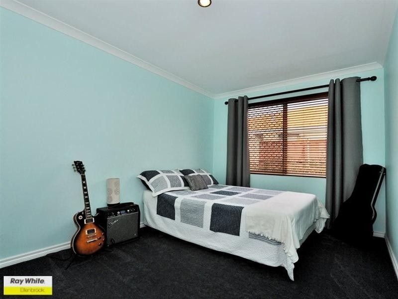 7 Wattlebird Crescent, Ellenbrook WA 6069