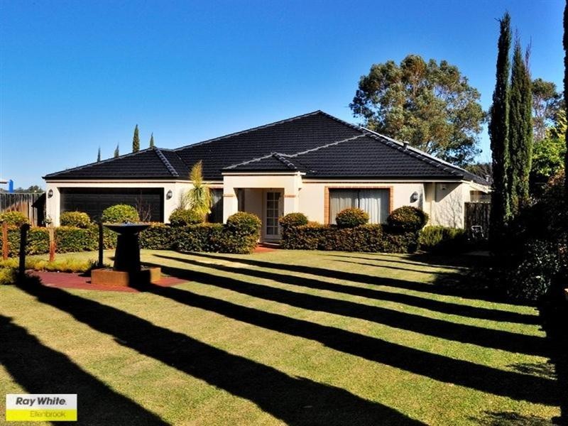 74 Taittinger Grove, The Vines WA 6069