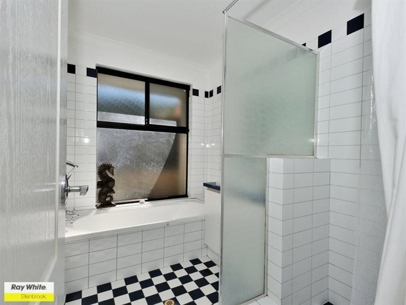 74 Taittinger Grove, The Vines WA 6069