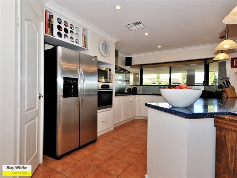 74 Taittinger Grove, The Vines WA 6069