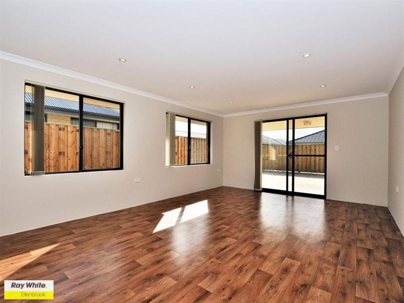 25 Windjana Pass, Ellenbrook WA 6069