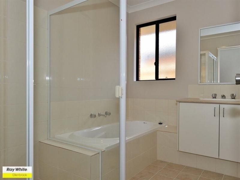 25 Windjana Pass, Ellenbrook WA 6069