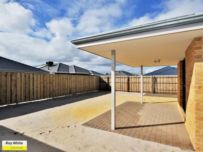 25 Windjana Pass, Ellenbrook WA 6069